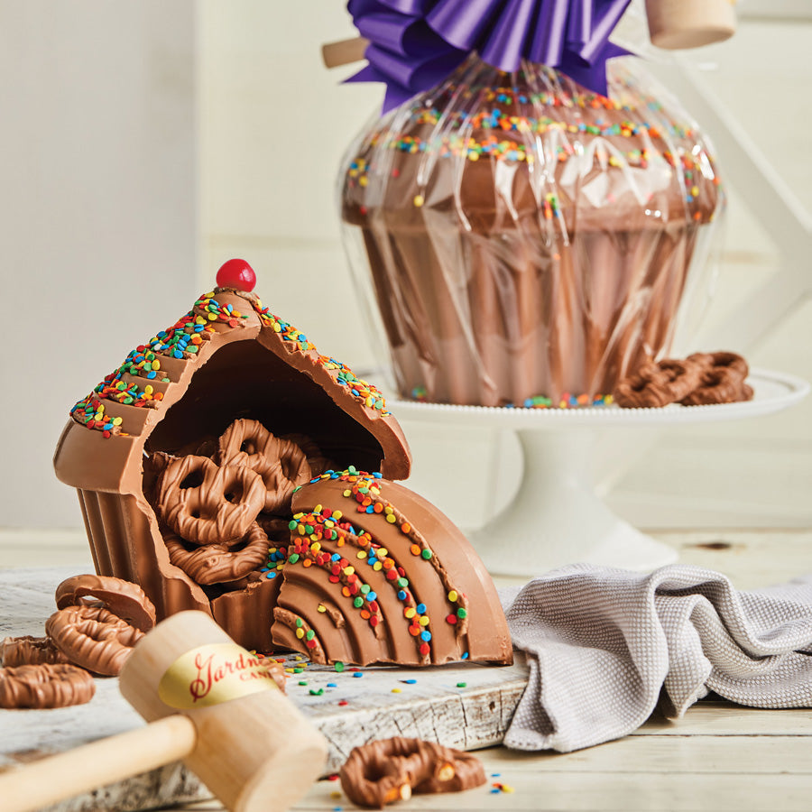 Party BashCake® with Pretzels